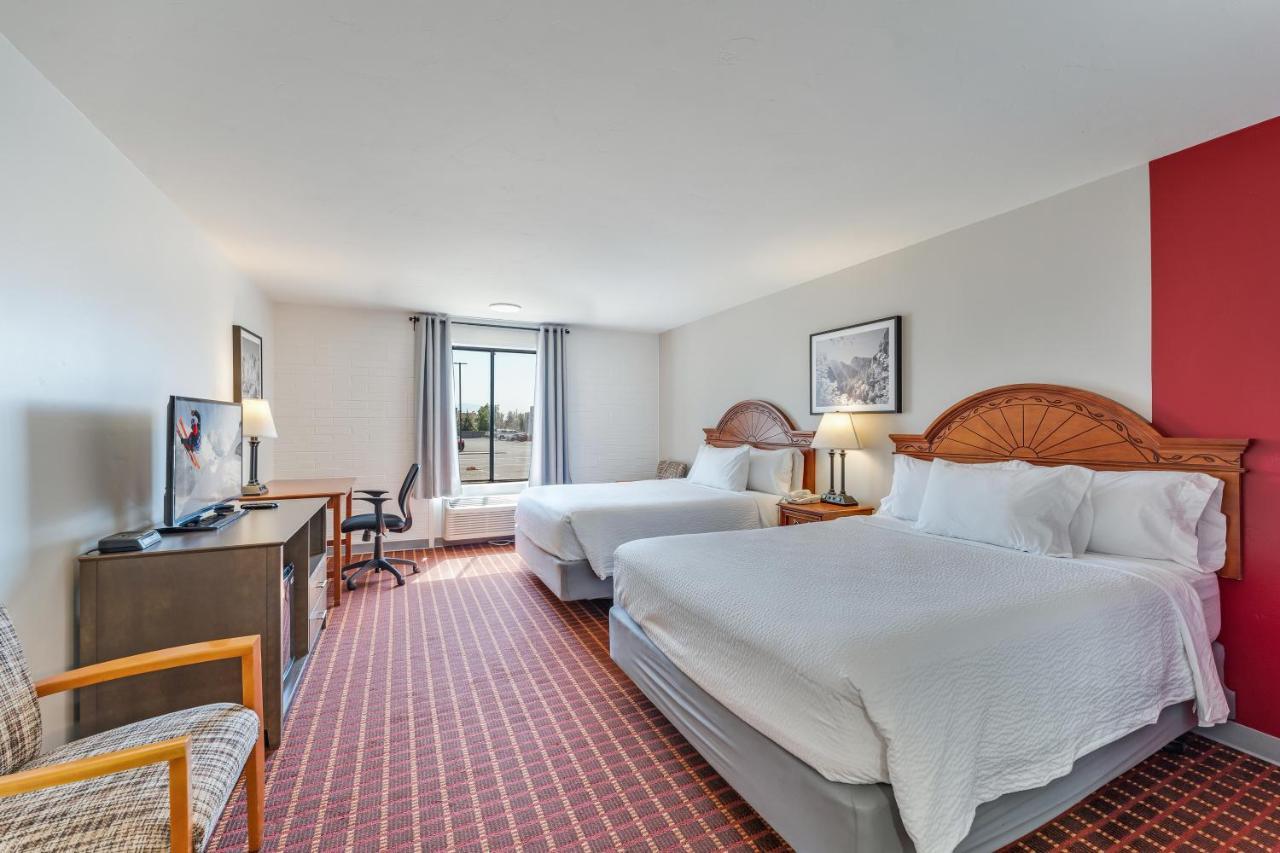 Ramada By Wyndham Richfield Ut I-70 Hotel Exterior photo
