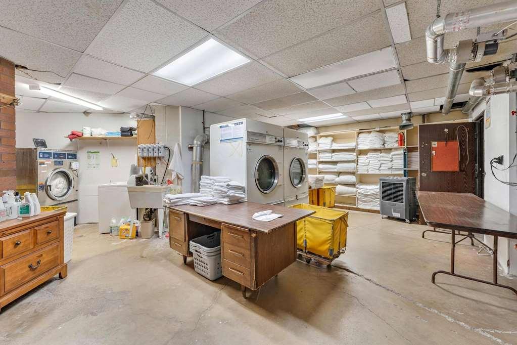 Ramada By Wyndham Richfield Ut I-70 Hotel Facilities photo