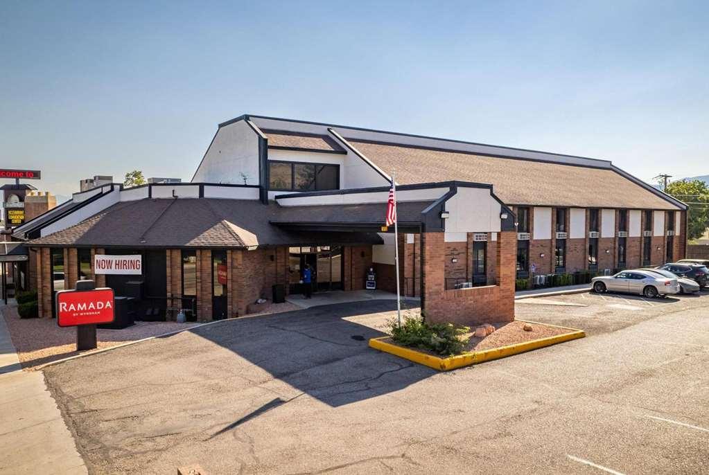 Ramada By Wyndham Richfield Ut I-70 Hotel Exterior photo